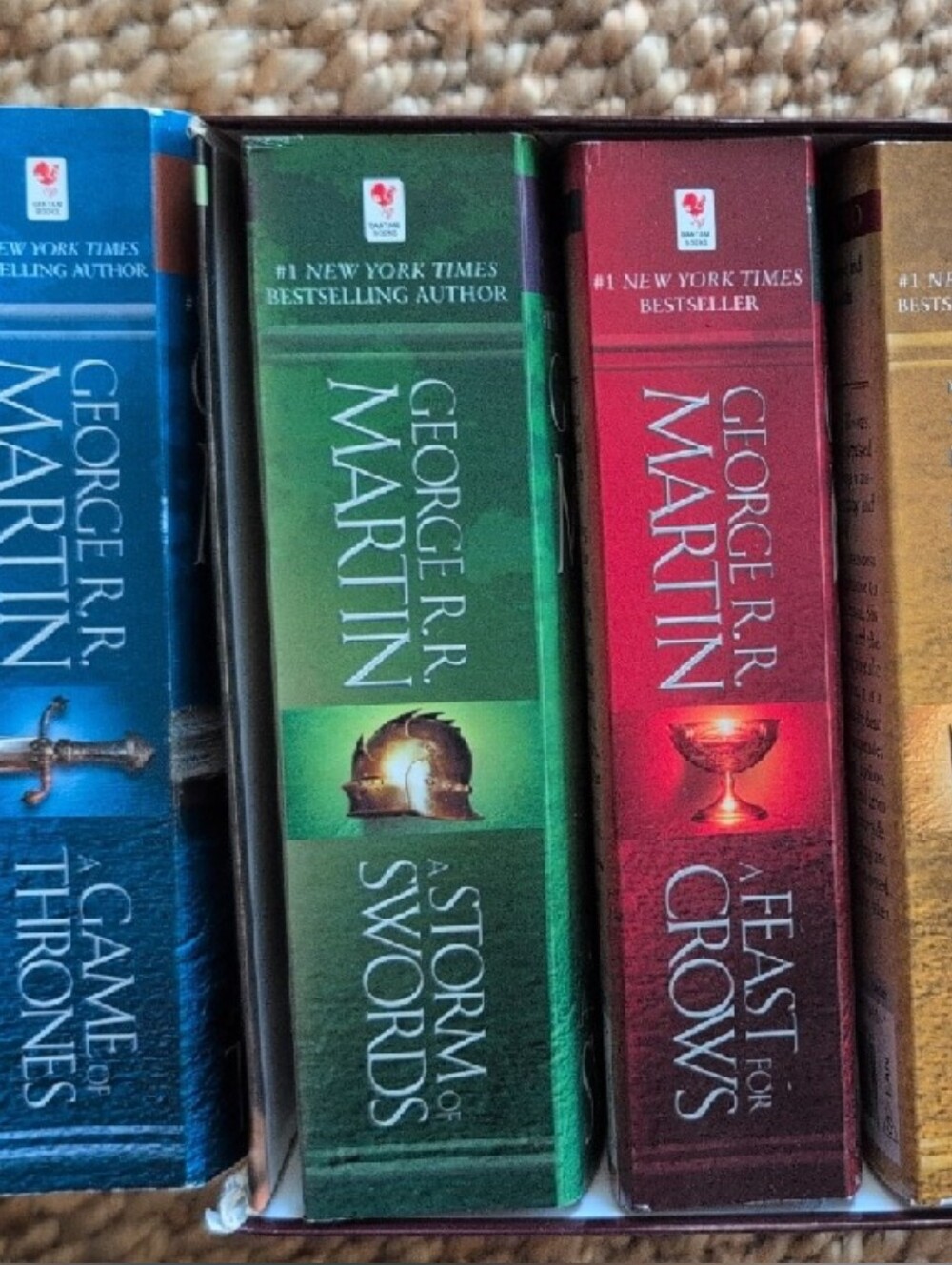 Game of Thrones Boxed Set - Picture 3 of 3